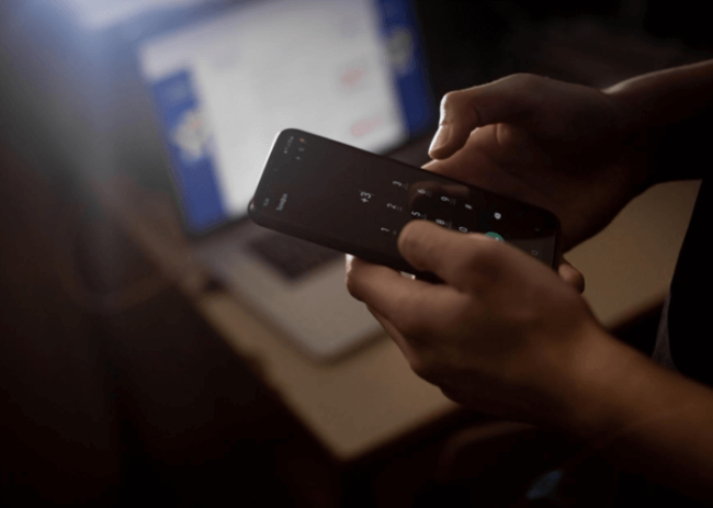 Music Brokers presta sus servicios corporativos mediante Mobile